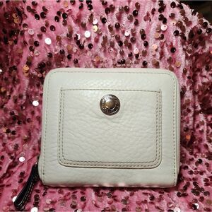 Ivory Coach Zip Around Wallet with Robin's Egg Blue Interior